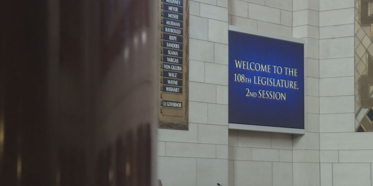 Senators return to State Capitol for second session of 108th Nebraska Legislature Senators return to State Capitol for second session of 108th Nebraska Legislature