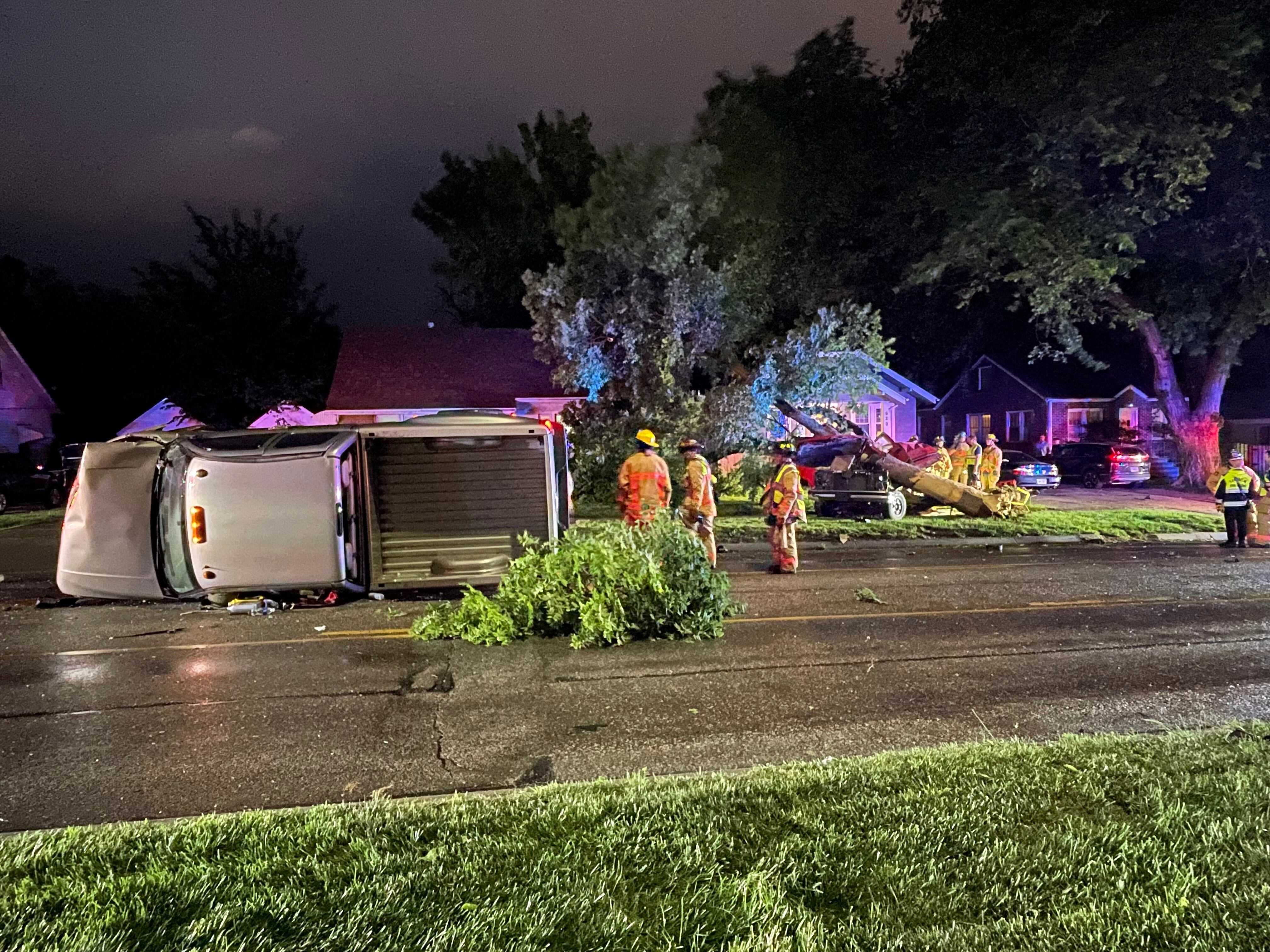 One arrested, one cited after two-vehicle rollover crash in central Lincoln - Vimarsana News